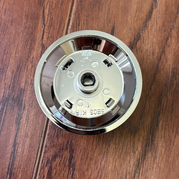 NWOT 318242275 Range Surface Burner Knob Gas Control Assembly Metal 1PC, Silver - Picture 4 of 6